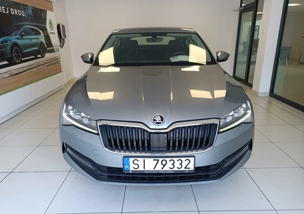 Skoda Superb cena 74900 przebieg: 149999, rok produkcji 2020 z Poznań małe 466